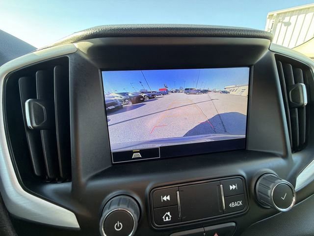 Used 2023 GMC Terrain SLT w/ Infotainment Package II FWD image 19