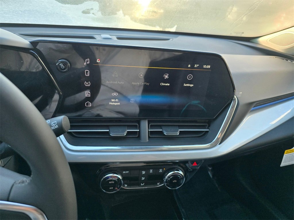 New 2026 Chevrolet Trax LT w/ Driver Confidence Package image 24