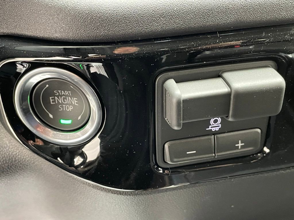 New 2026 GMC Sierra 1500 Elevation w/ Elevation Premium Package AWD/4WD image 33