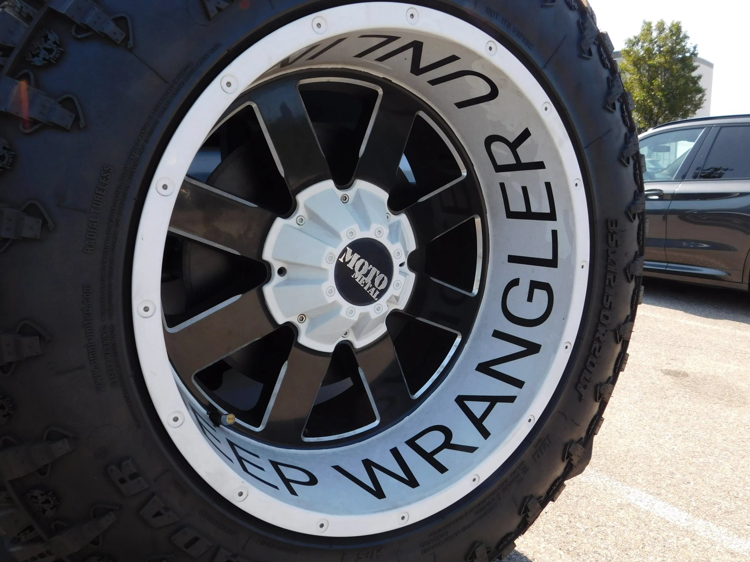 Used 2015 Jeep Wrangler Unlimited Sport w/ Quick Order Package 24S AWD/4WD image 6
