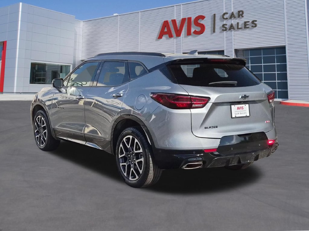 Used 2025 Chevrolet Blazer RS FWD image 9