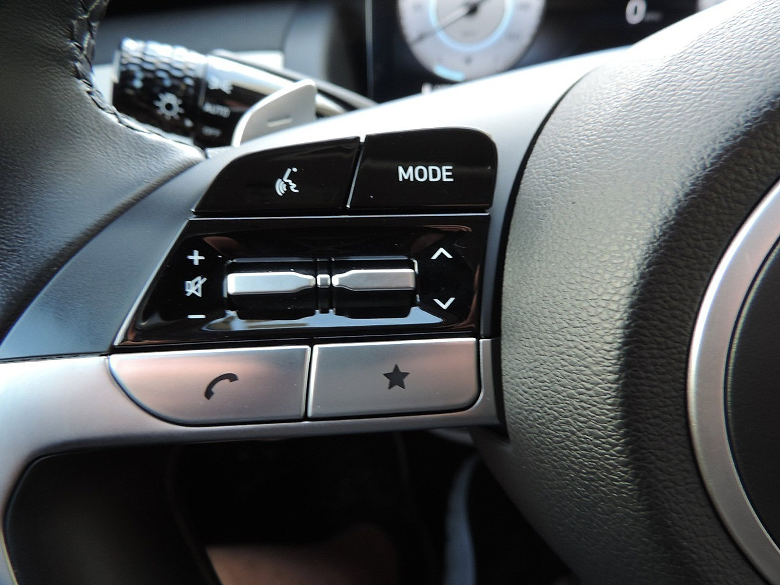 Used 2023 Hyundai Tucson Limited image 24