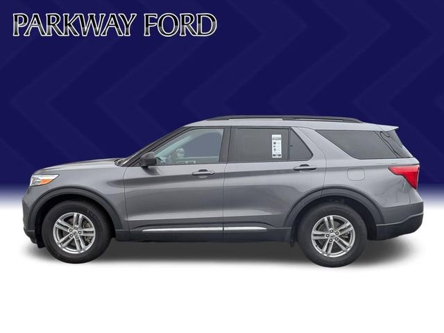Used 2022 Ford Explorer XLT w/ Equipment Group 202A image 8