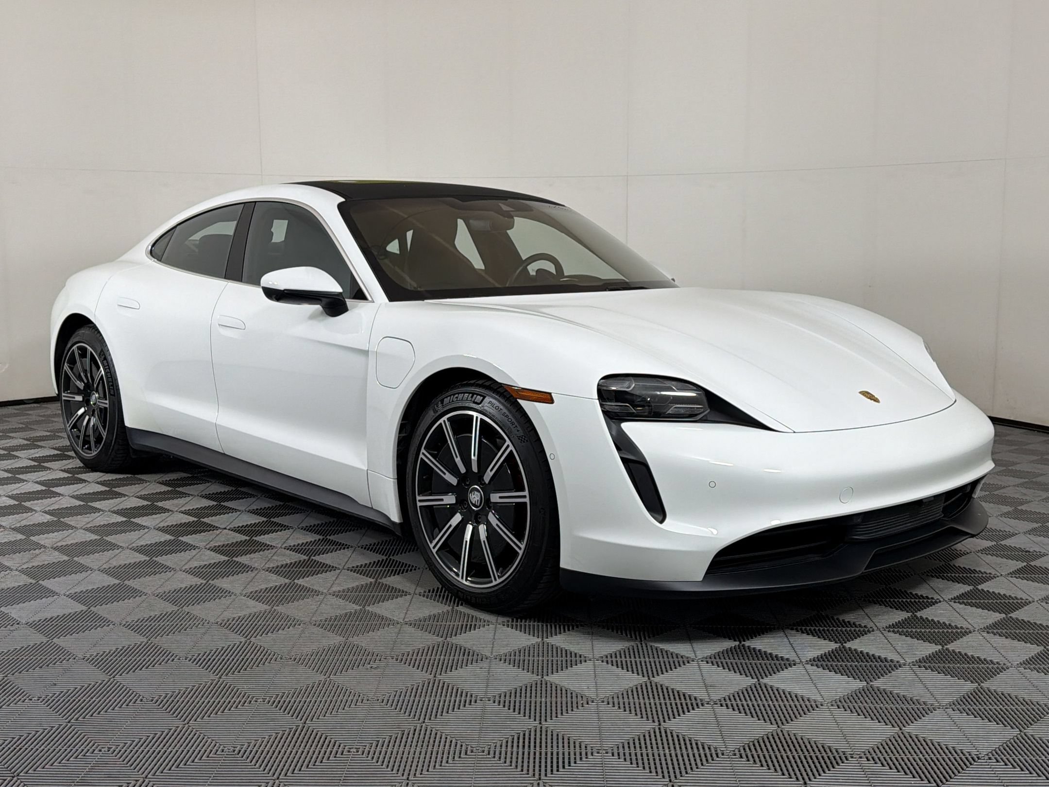 Certified 2020 Porsche Taycan 4S AWD/4WD image 8