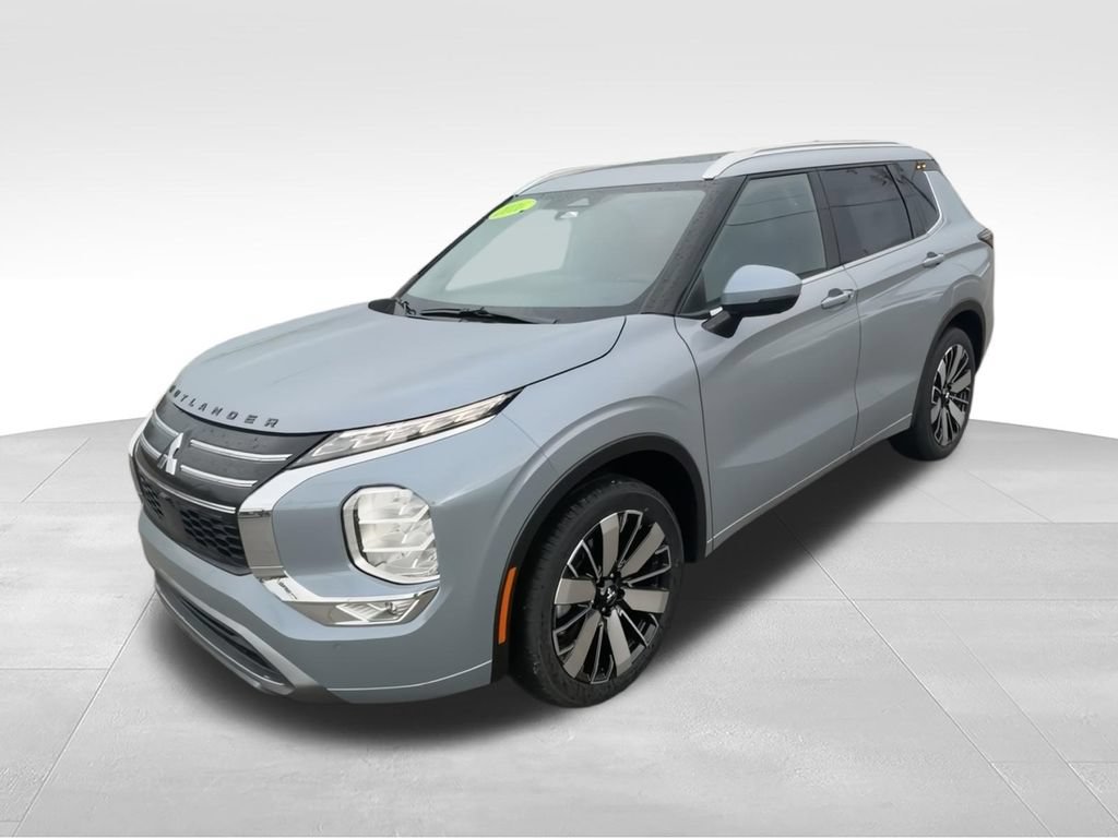 New 2026 Mitsubishi Outlander SEL FWD image 4