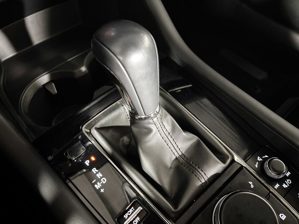 Used 2022 MAZDA MAZDA3 s image 17