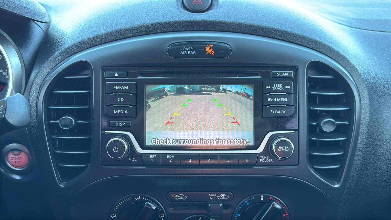 Used 2017 Nissan Juke S image 20