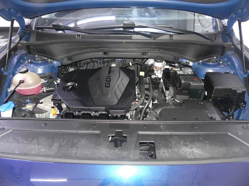 Used 2023 Hyundai Santa Fe SEL w/ Premium Package FWD image 12