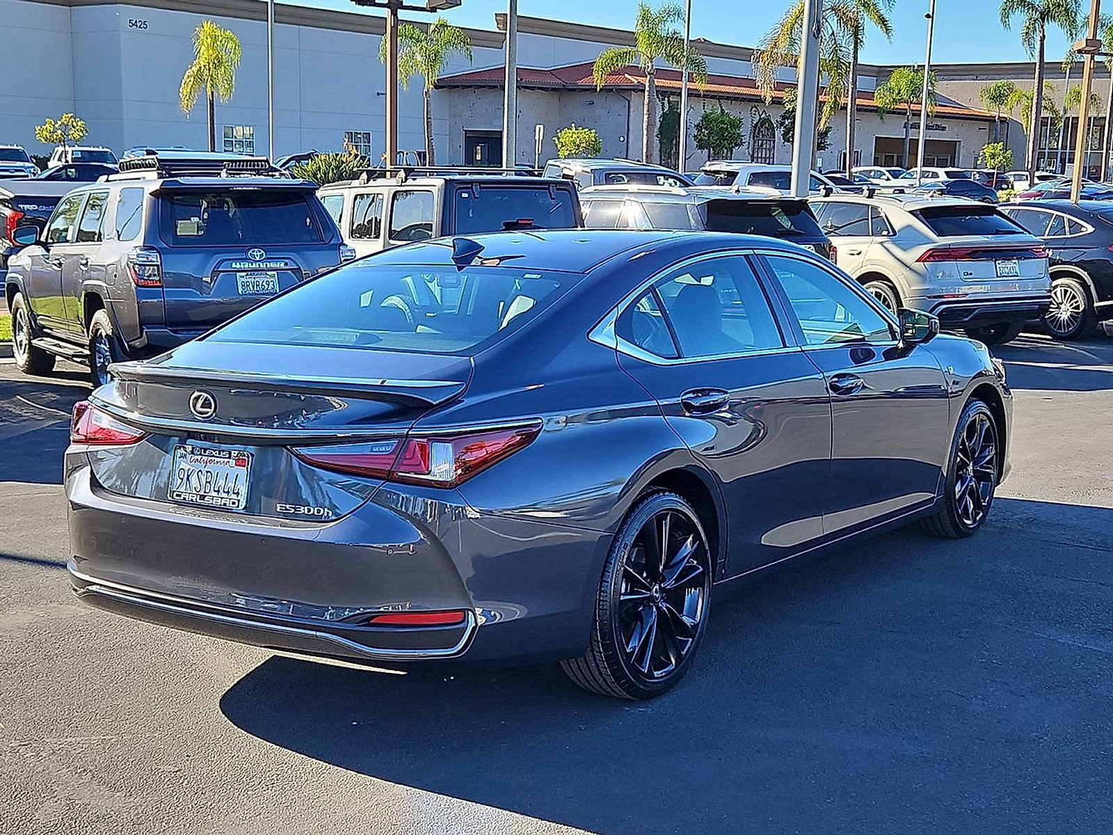 Certified 2024 Lexus ES 300h F Sport image 6