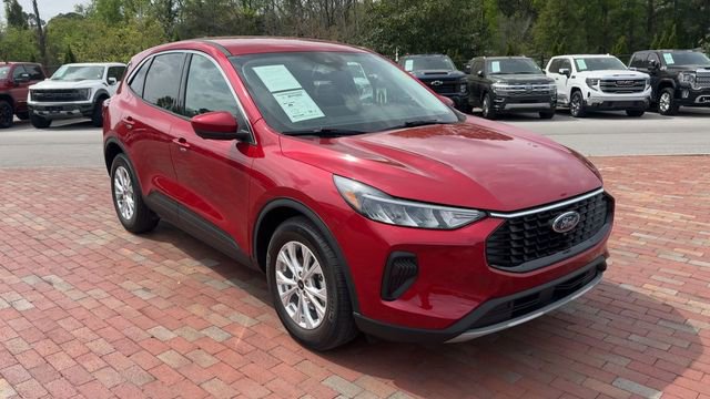 Used 2023 Ford Escape Active w/ Tech Pack #2 FWD image 5