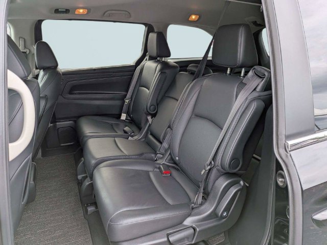 Used 2025 Honda Odyssey EX-L image 13