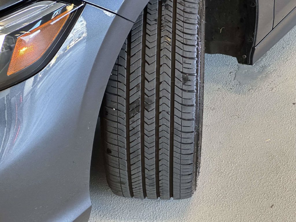 Used 2025 Honda Civic Sport image 10