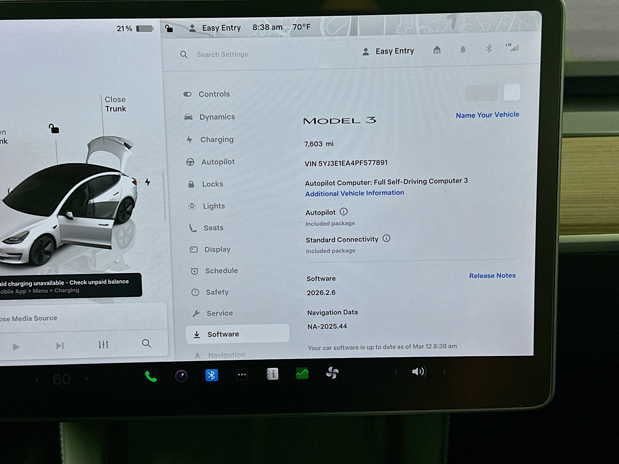 Used 2023 Tesla Model 3 Standard Range image 18