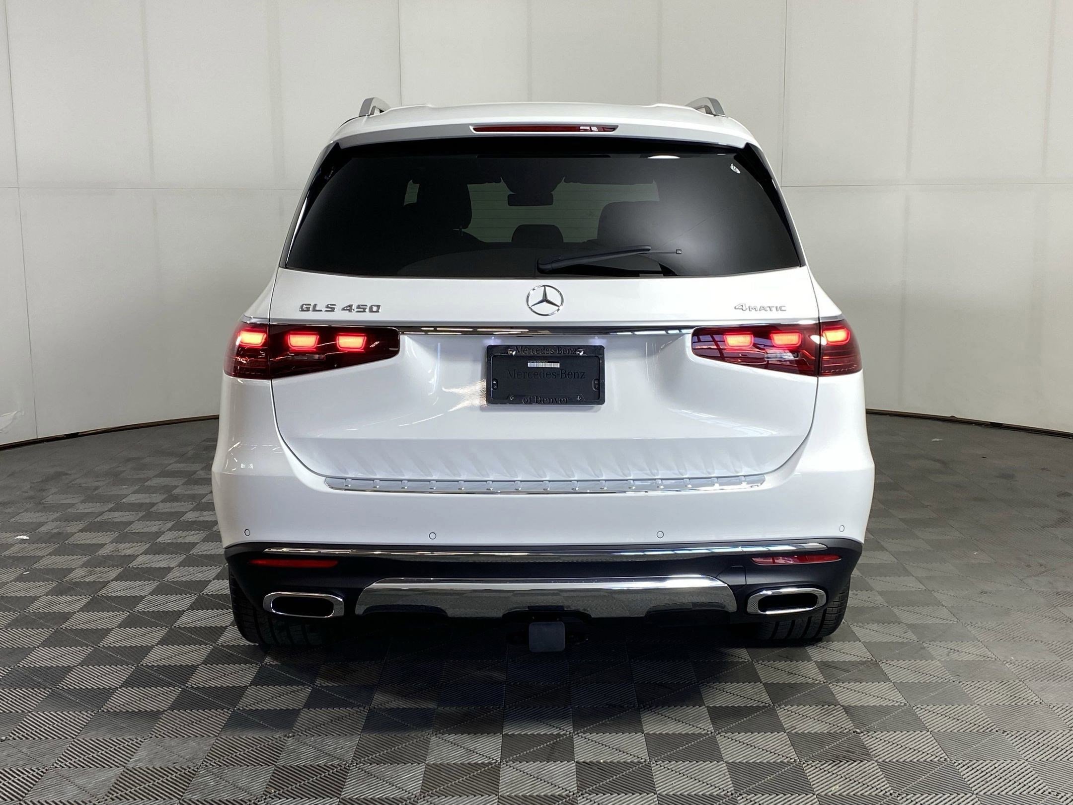 New 2025 Mercedes-Benz GLS 450 4MATIC image 9