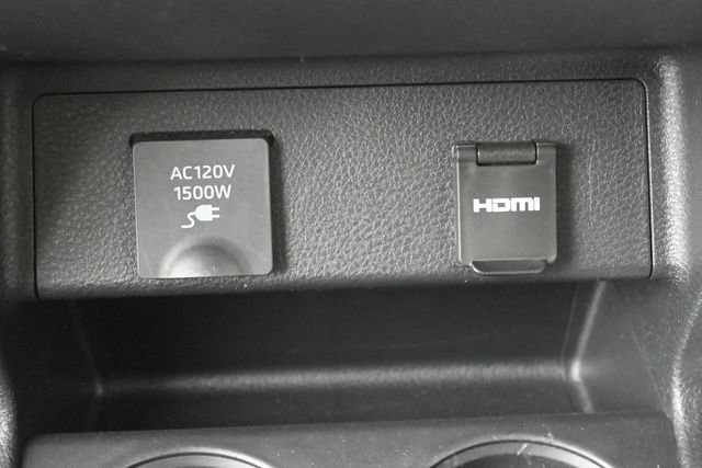 Used 2022 Toyota Sienna Platinum FWD image 15