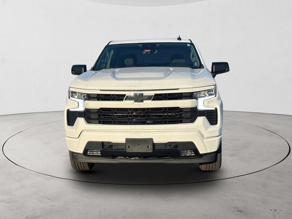 Used 2025 Chevrolet Silverado 1500 RST AWD/4WD image 2