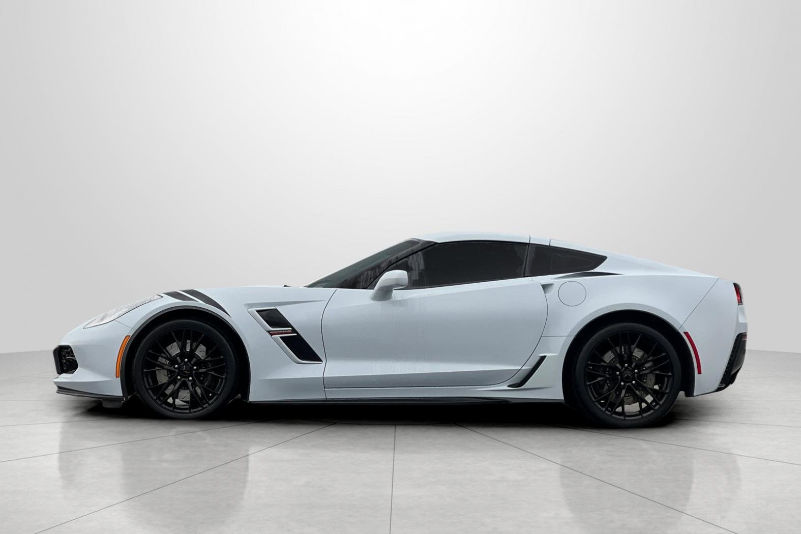 Used 2019 Chevrolet Corvette Grand Sport image 8
