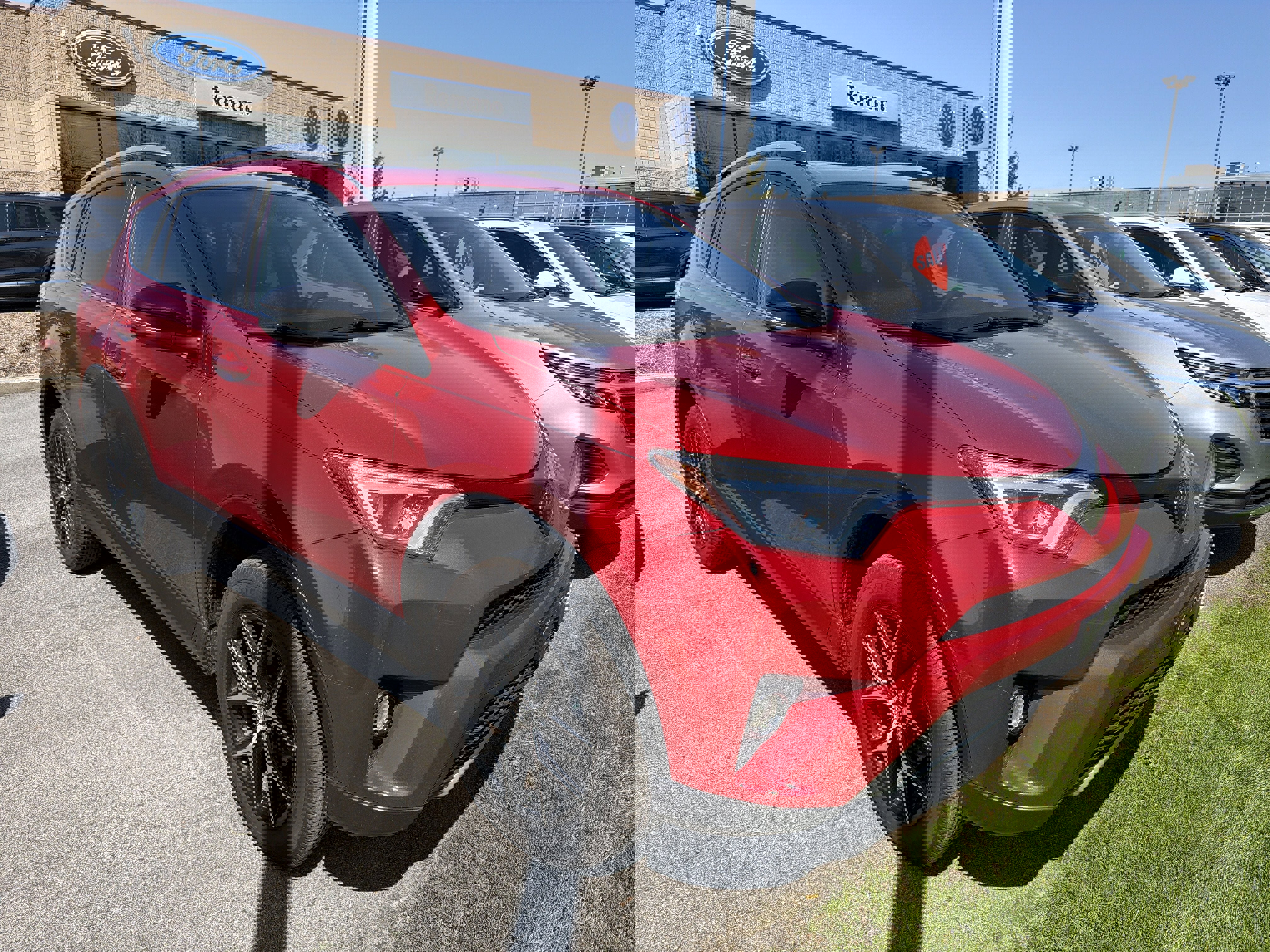 Used 2017 Toyota RAV4 SE AWD/4WD image 2