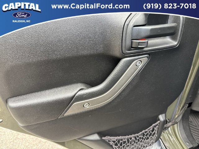 Used 2015 Jeep Wrangler Unlimited Sport w/ Quick Order Package 24S AWD/4WD image 17