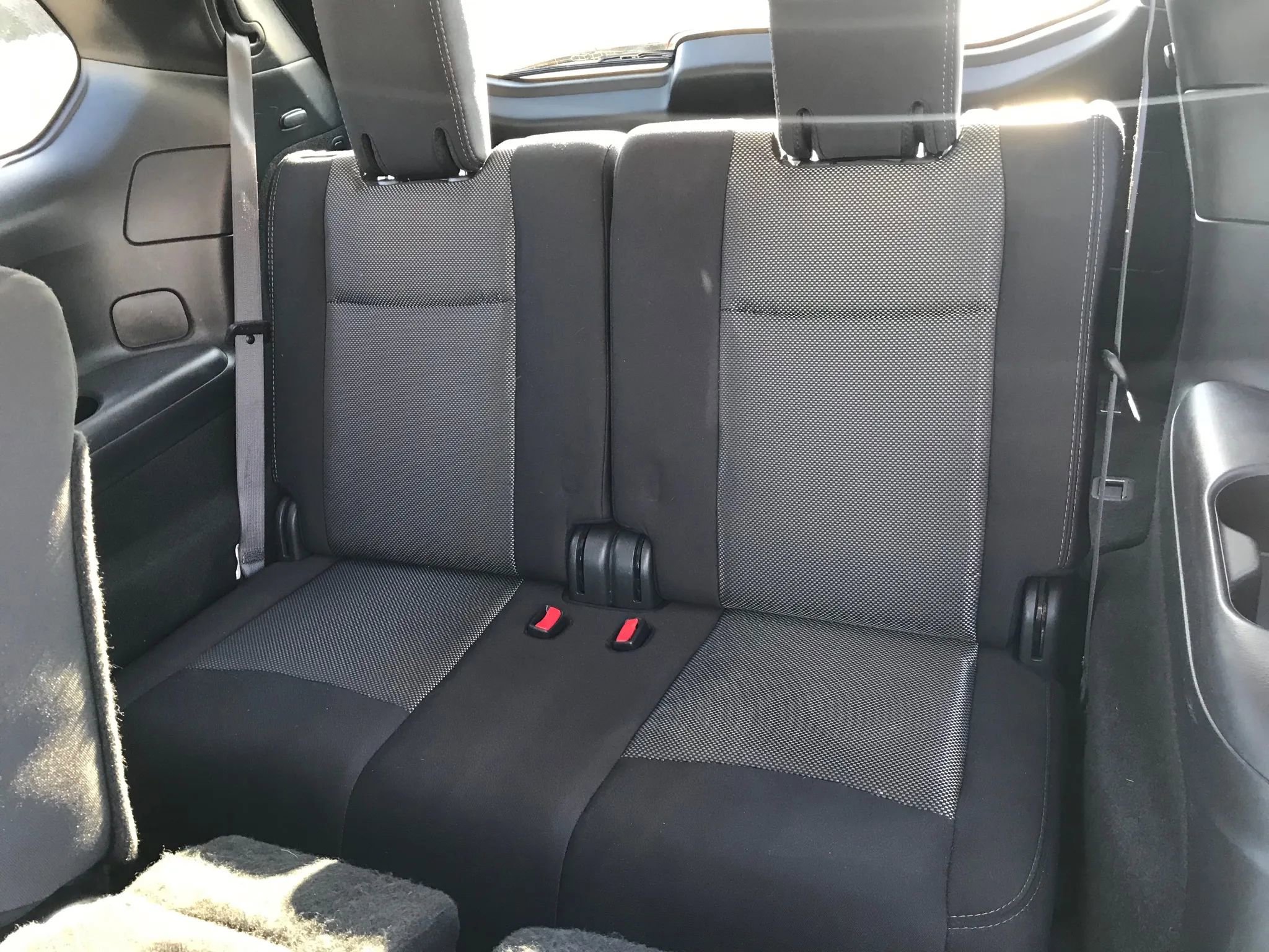 Used 2020 Nissan Pathfinder S image 35