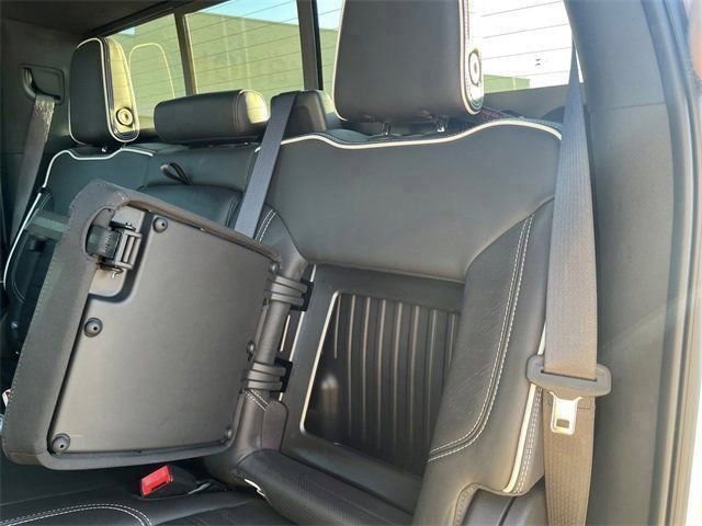 Used 2024 GMC Sierra 2500 AT4X image 33