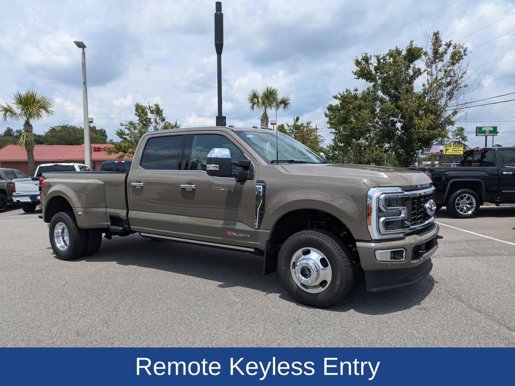 New 2026 Ford F350 Platinum w/ Platinum Plus Package AWD/4WD image 2