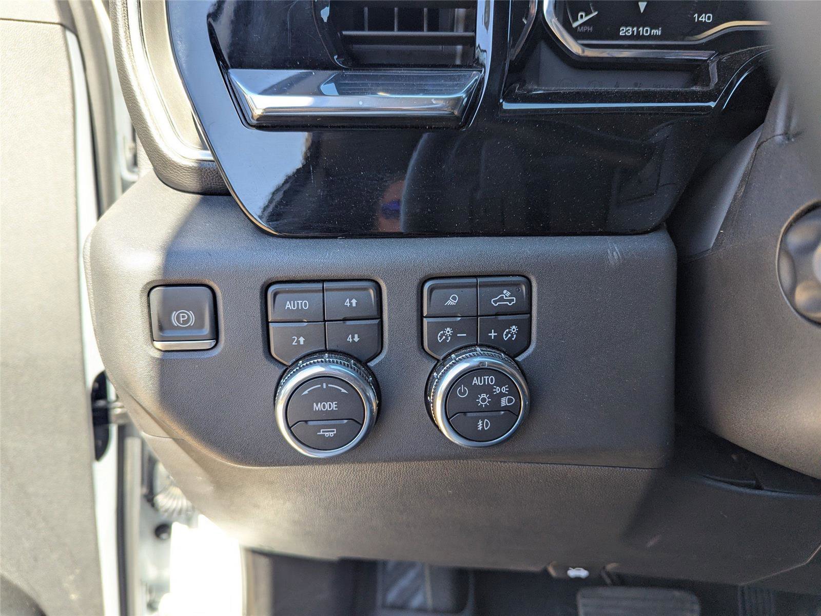 Used 2024 GMC Sierra 1500 SLT w/ SLT Premium Package image 22