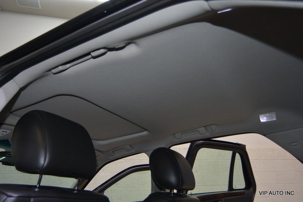 Used 2010 Cadillac DTS Premium w/ Driver Awareness Package image 22