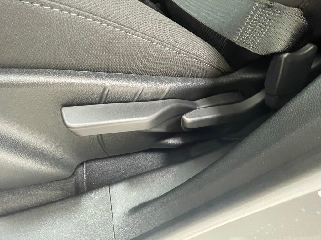 New 2026 Chevrolet Equinox LT AWD/4WD image 14