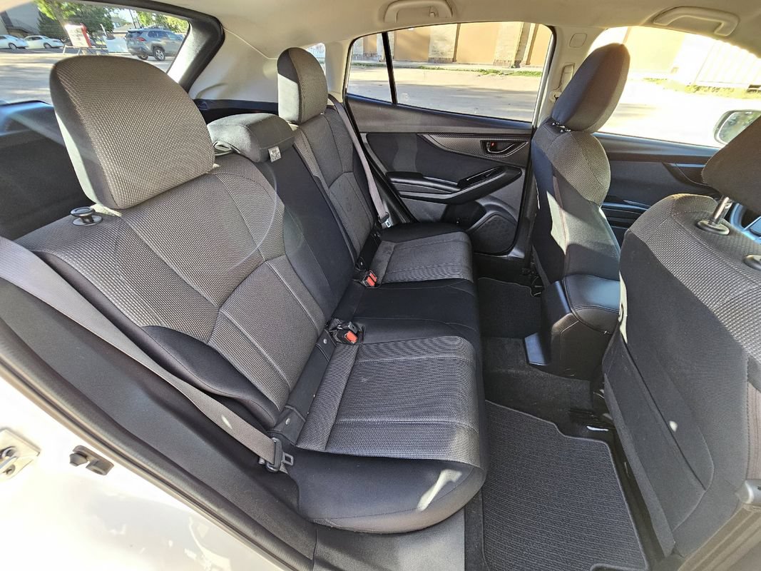 Used 2021 Subaru Crosstrek 2.0i AWD/4WD image 16