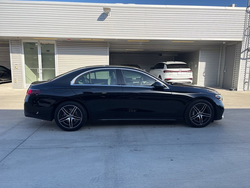 Used 2025 Mercedes-Benz E 450 4MATIC Sedan image 4