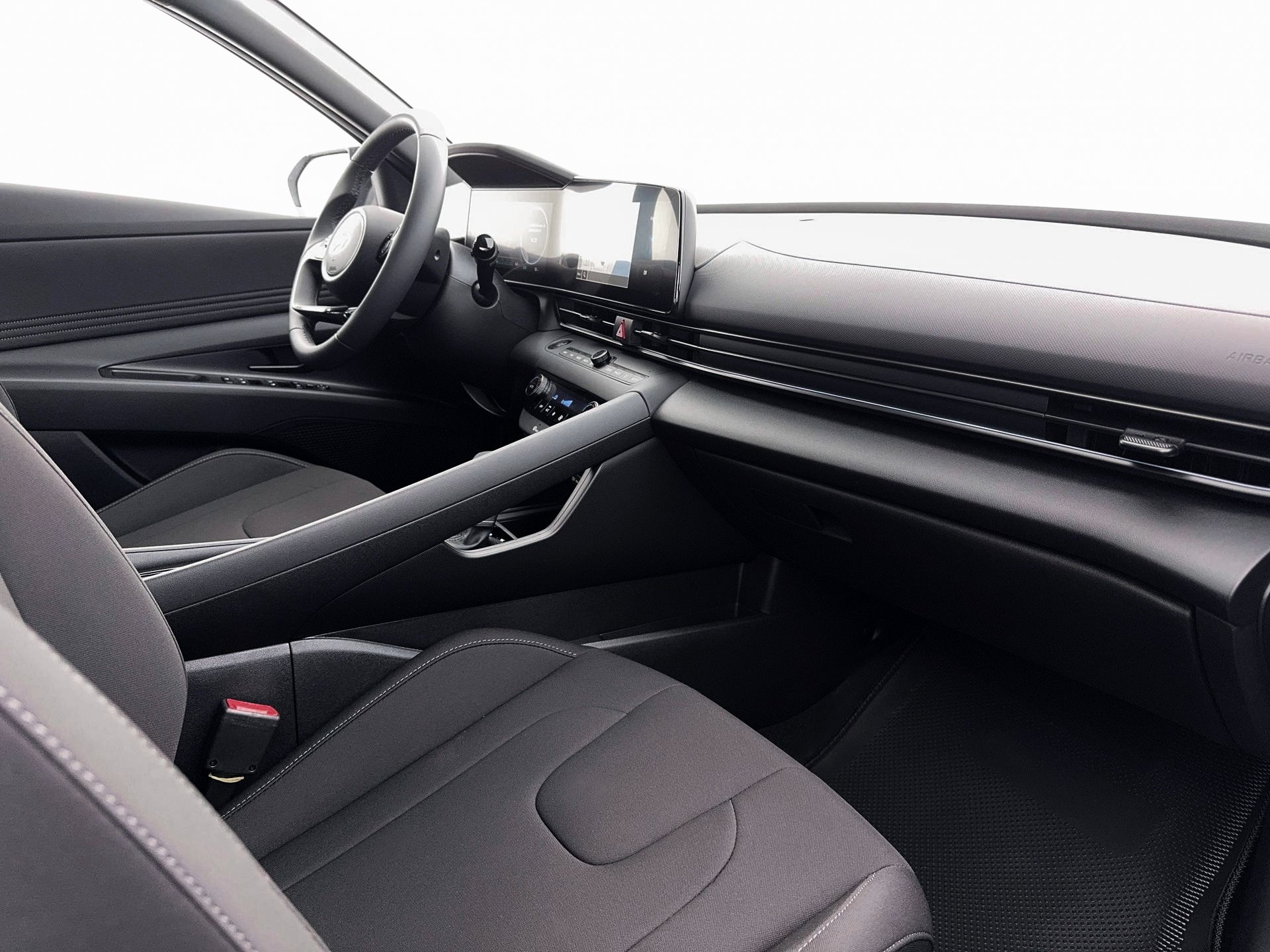 New 2026 Hyundai Elantra Sport FWD image 15