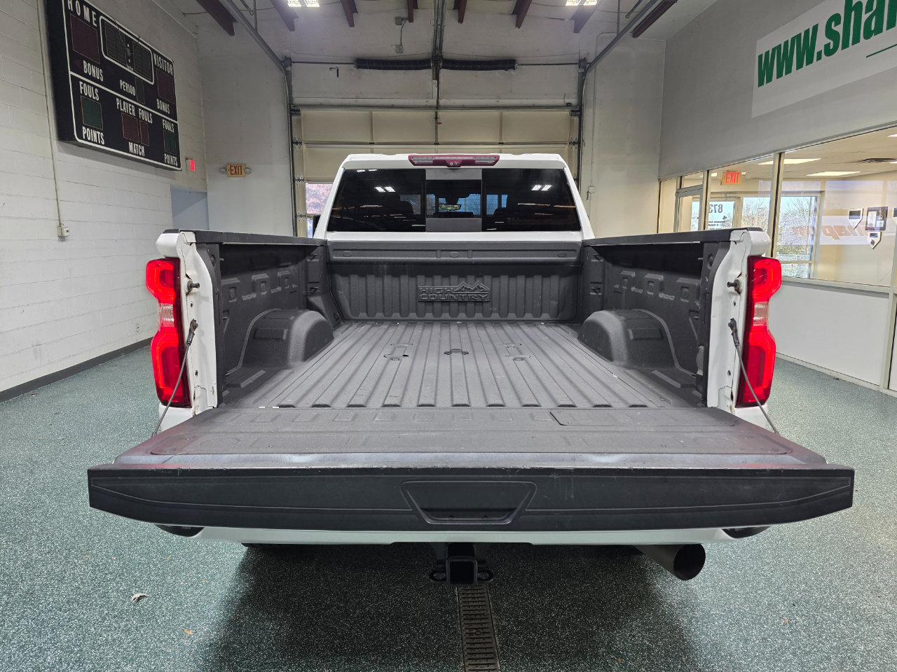 Used 2021 Chevrolet Silverado 3500 High Country w/ Z71 Off-Road Package image 23