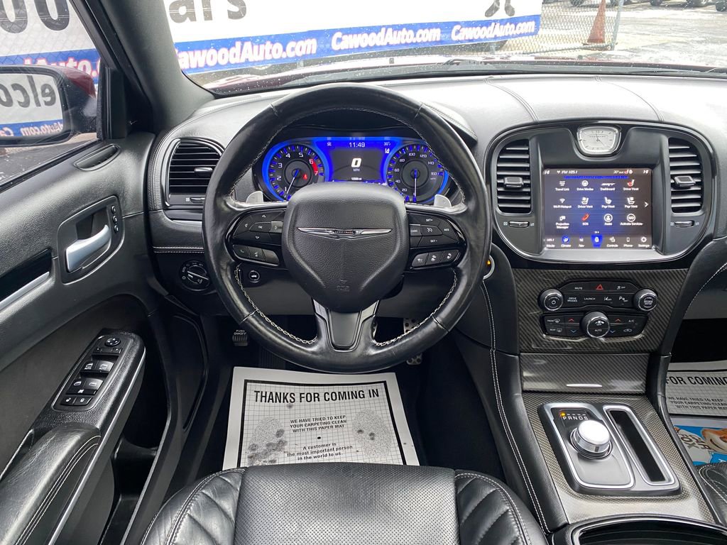 Used 2023 Chrysler 300 C image 24