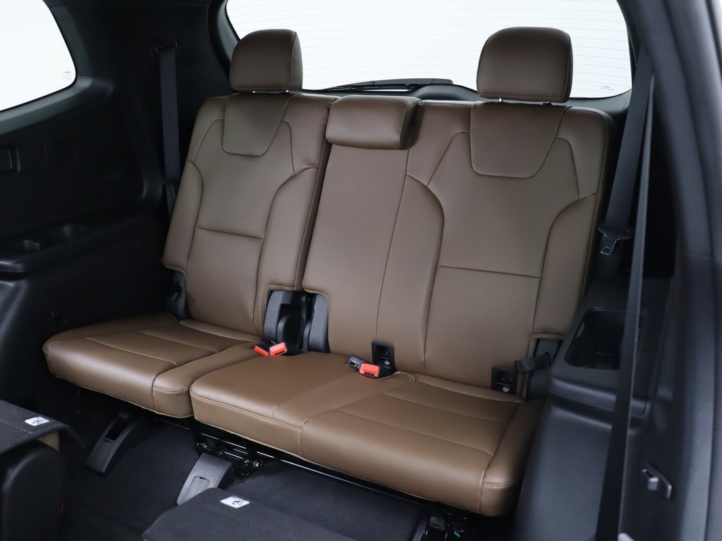 Used 2022 Kia Telluride SX w/ SX Prestige Package image 35