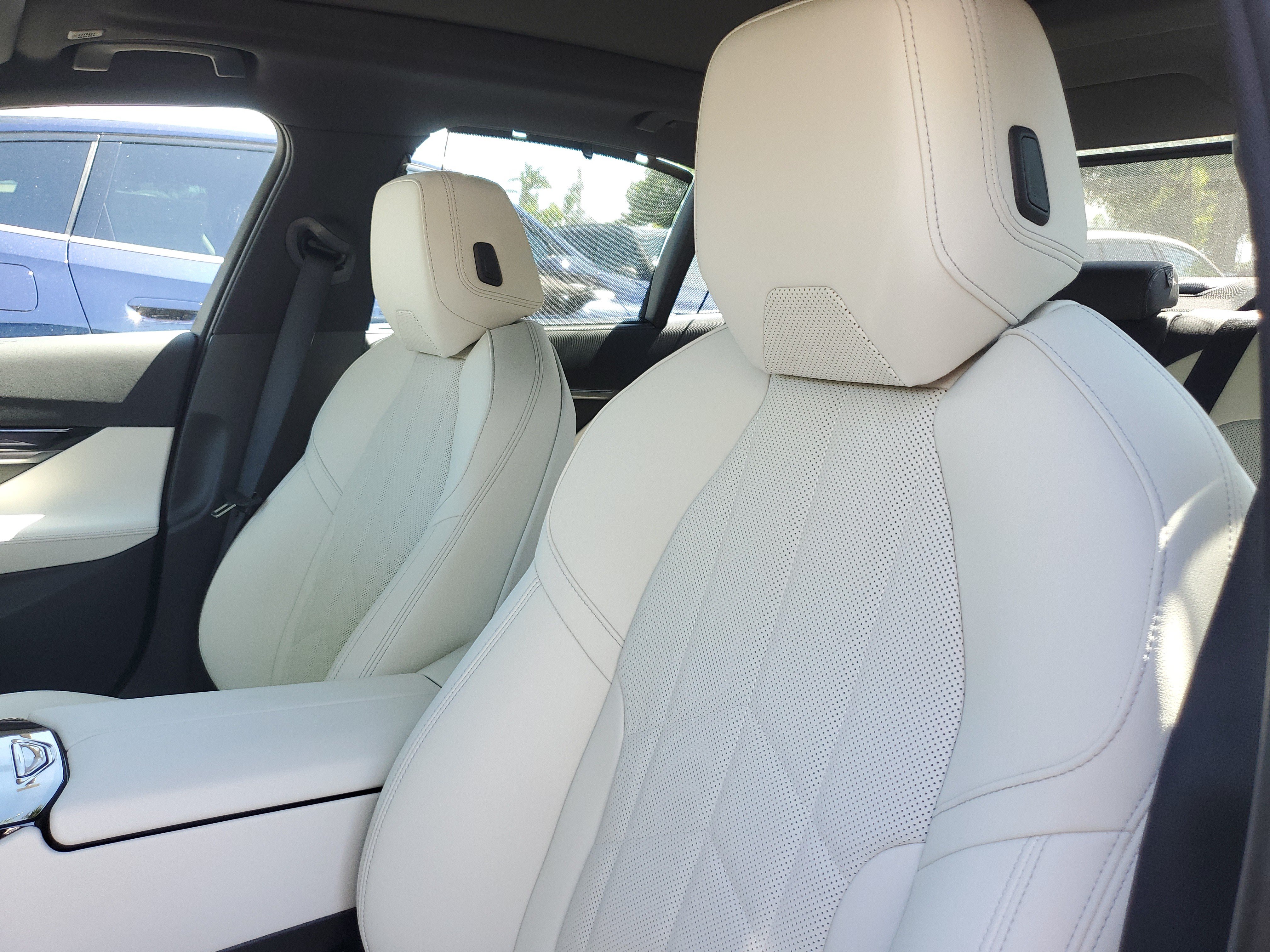 New 2027 BMW 530i w/ Executive Package RWD image 20
