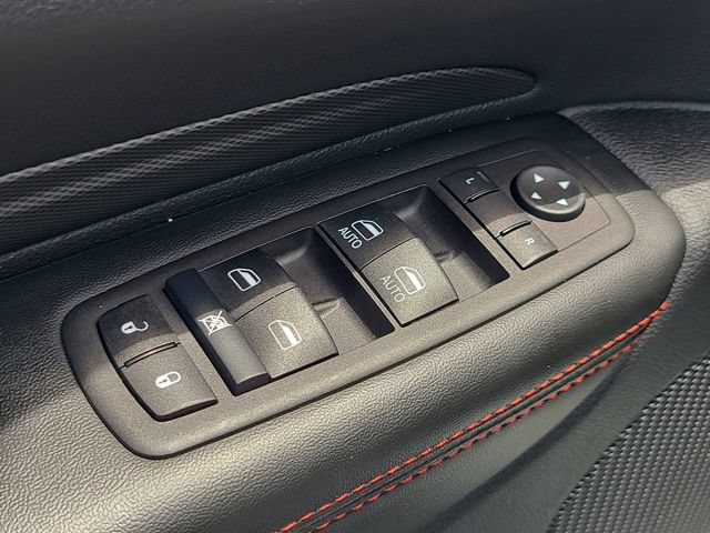 Used 2025 Dodge Durango GT AWD/4WD image 16