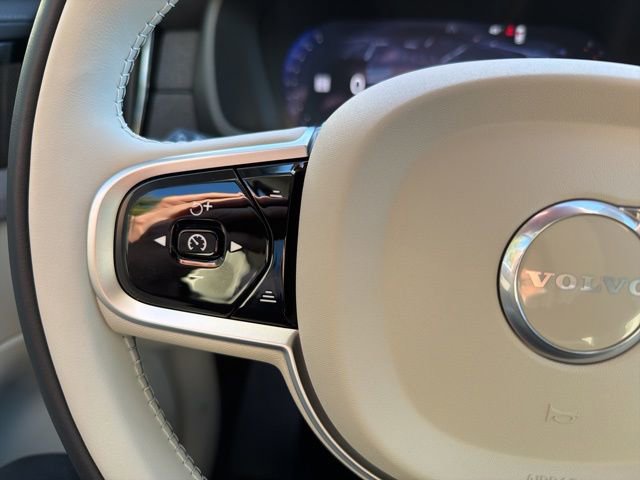New 2026 Volvo XC40 B5 Ultra w/ Protection Package Premier image 20