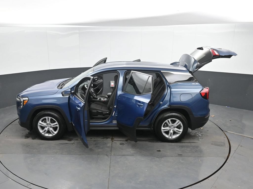 Used 2024 GMC Terrain SLE AWD/4WD image 55