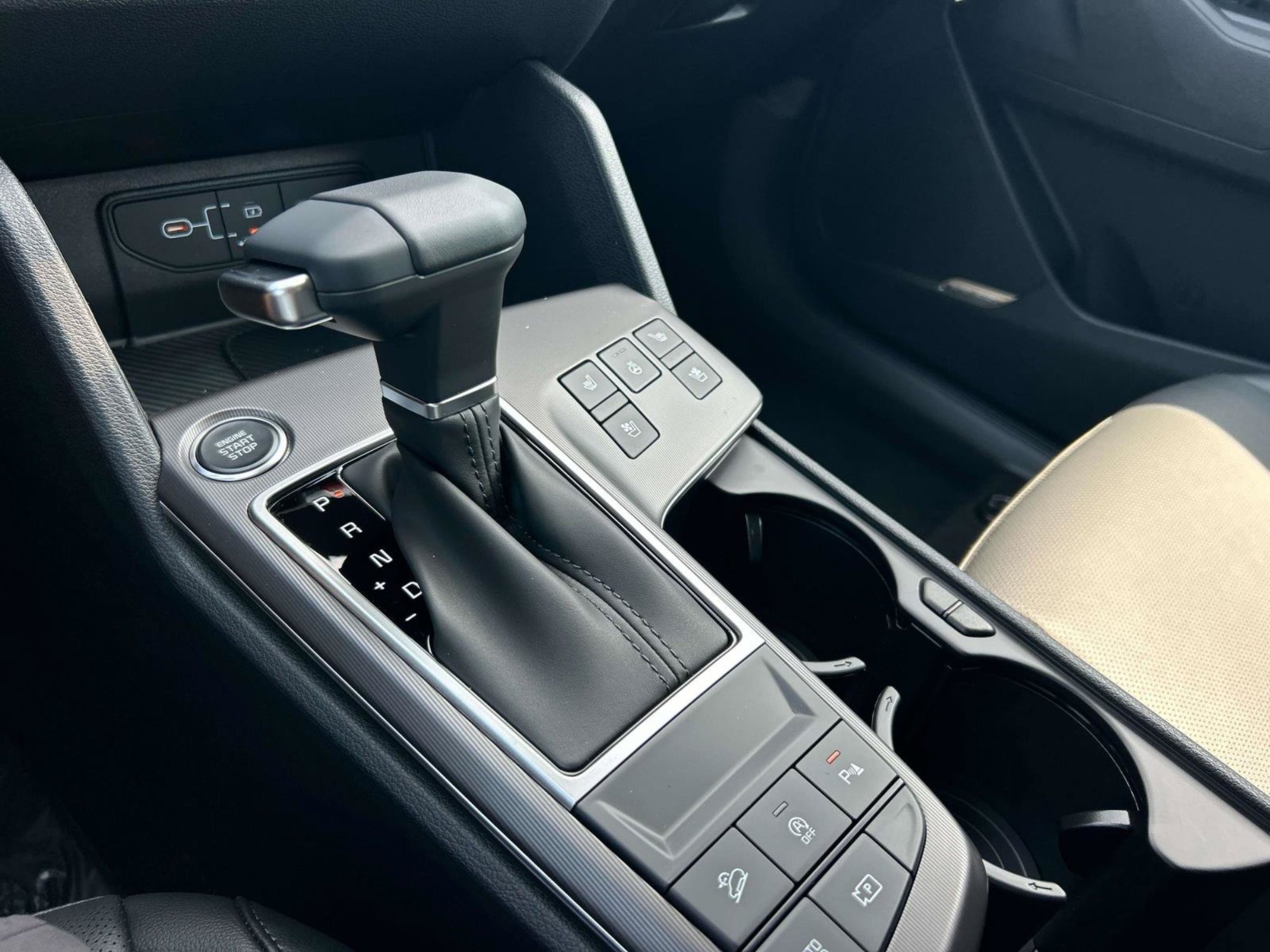 New 2026 Kia Sportage SX AWD/4WD image 34