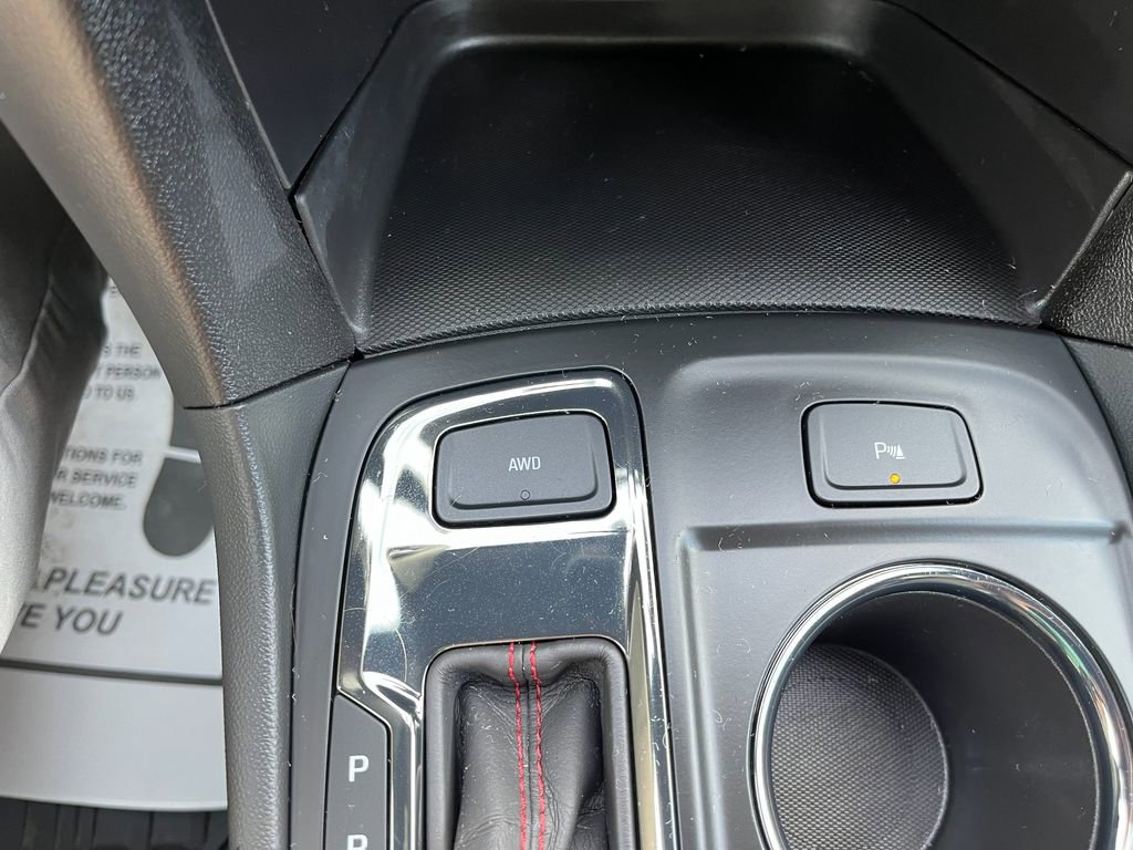 Certified 2024 Chevrolet Equinox RS w/ RS Leather Package image 27