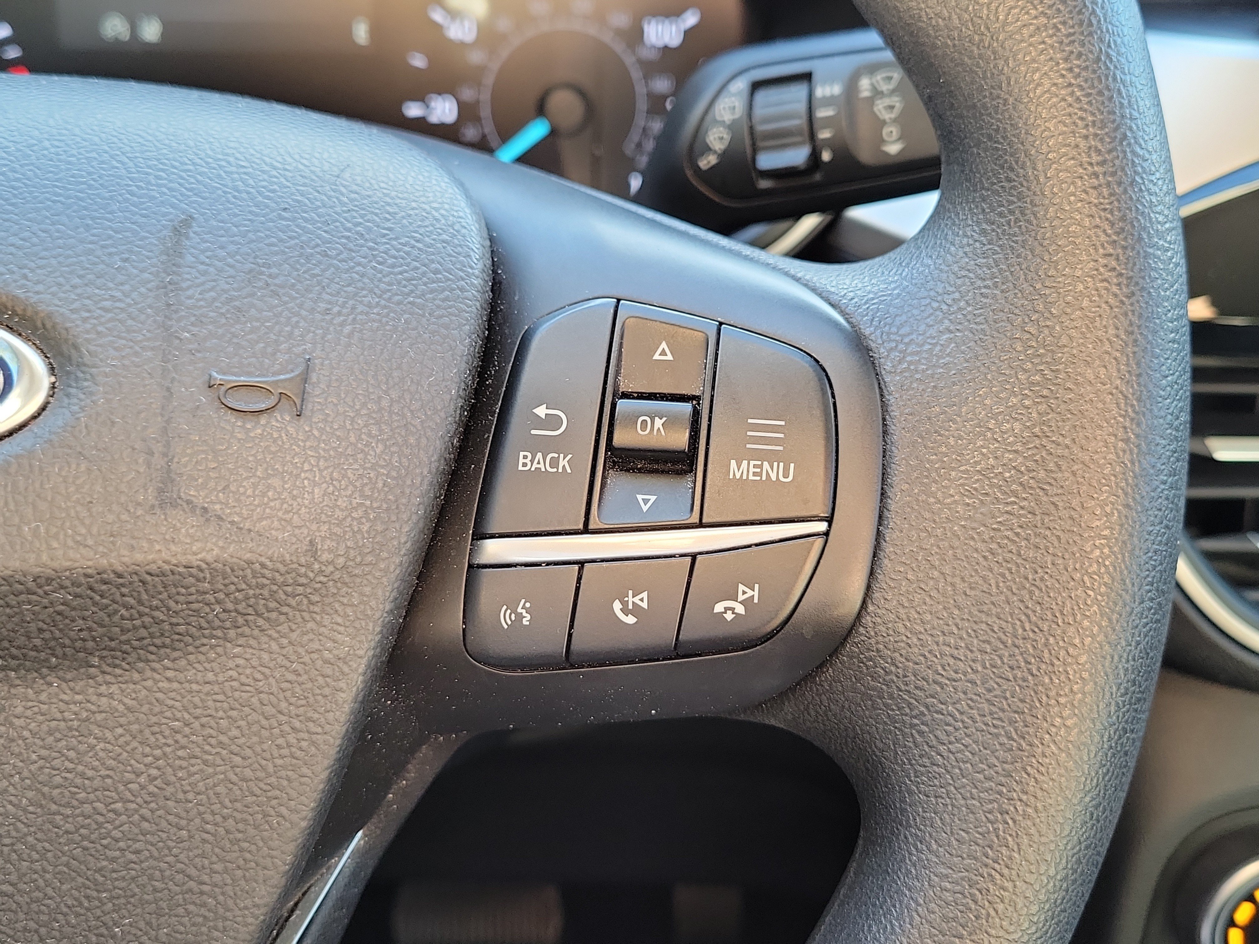 Used 2020 Ford Escape SE AWD/4WD image 28