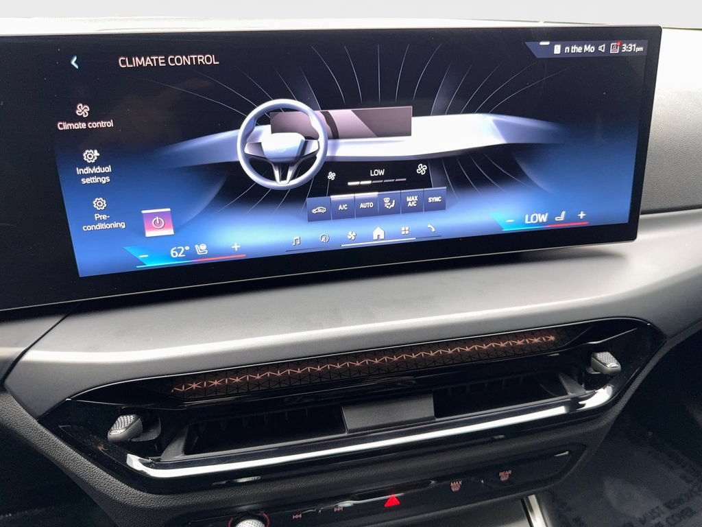 Used 2026 BMW 230i Coupe w/ Premium Package RWD image 58