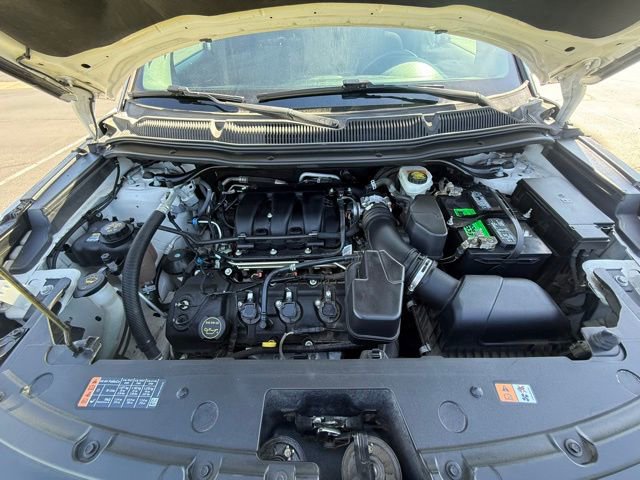 Used 2018 Ford Explorer XLT w/ Equipment Group 201A image 31
