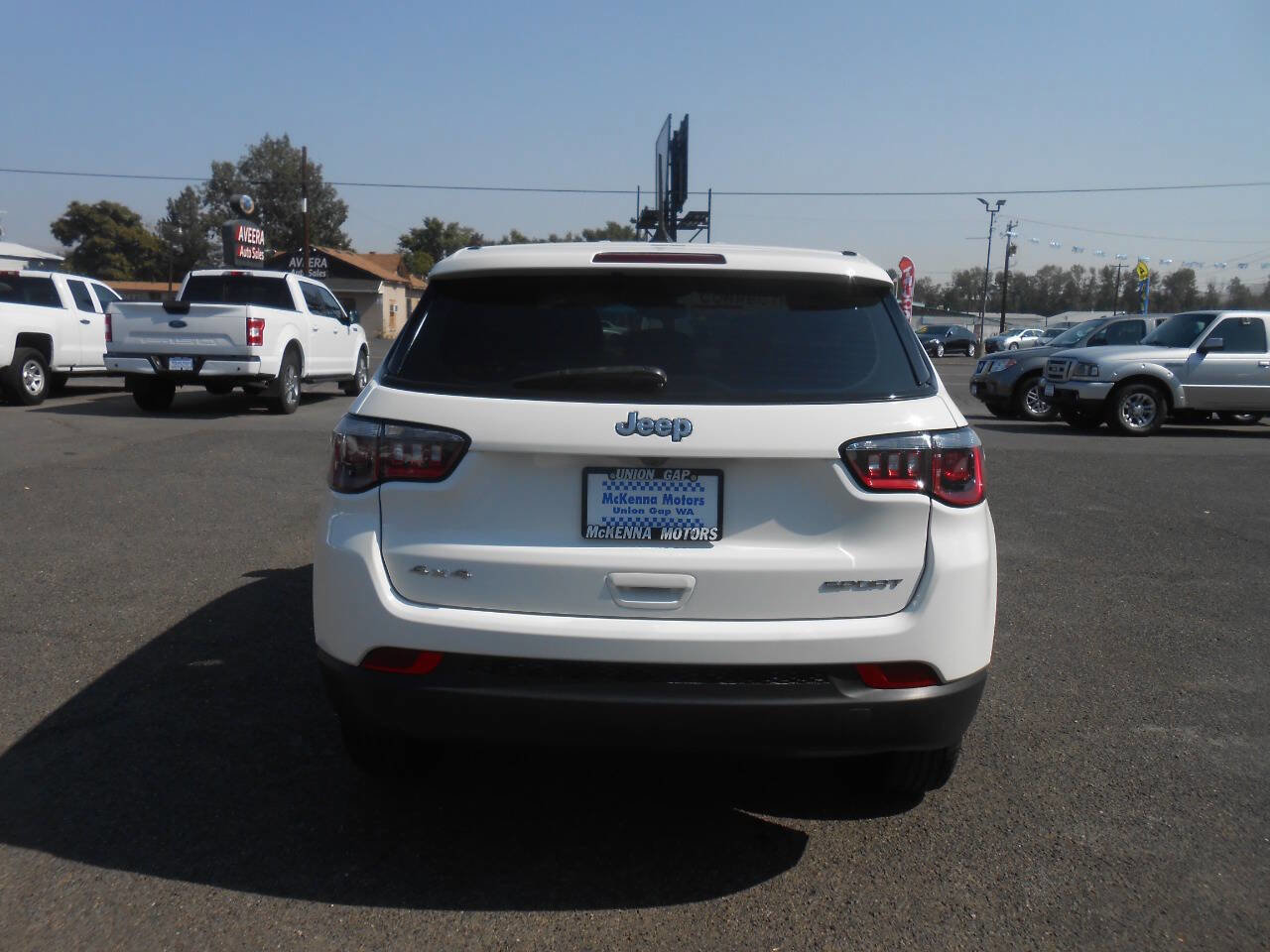 Used 2020 Jeep Compass Sport image 8