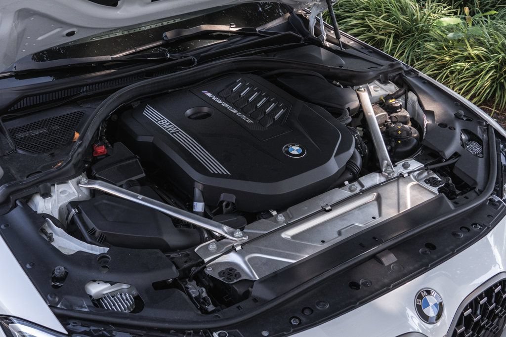 Used 2022 BMW M440i Convertible w/ Premium Package RWD image 28