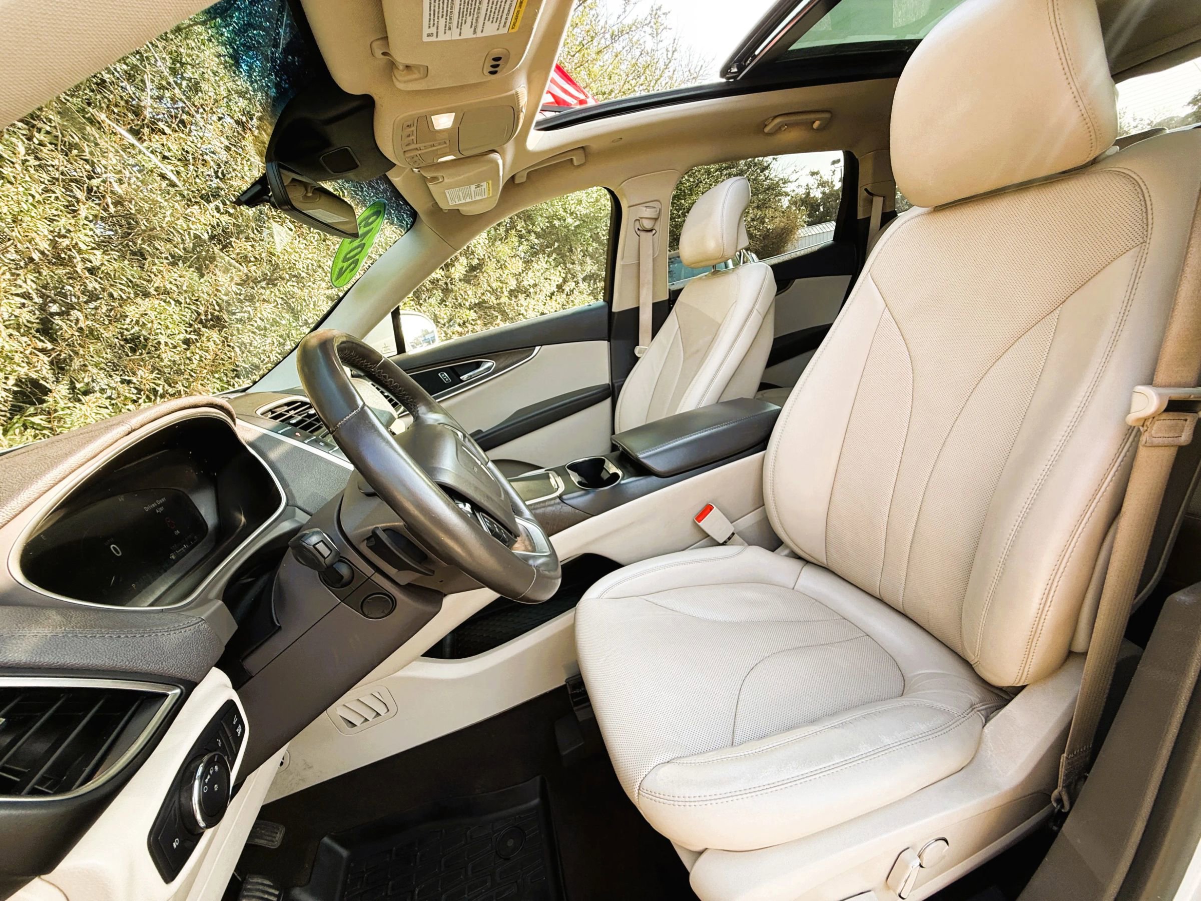 Used 2019 Lincoln Nautilus Reserve image 33