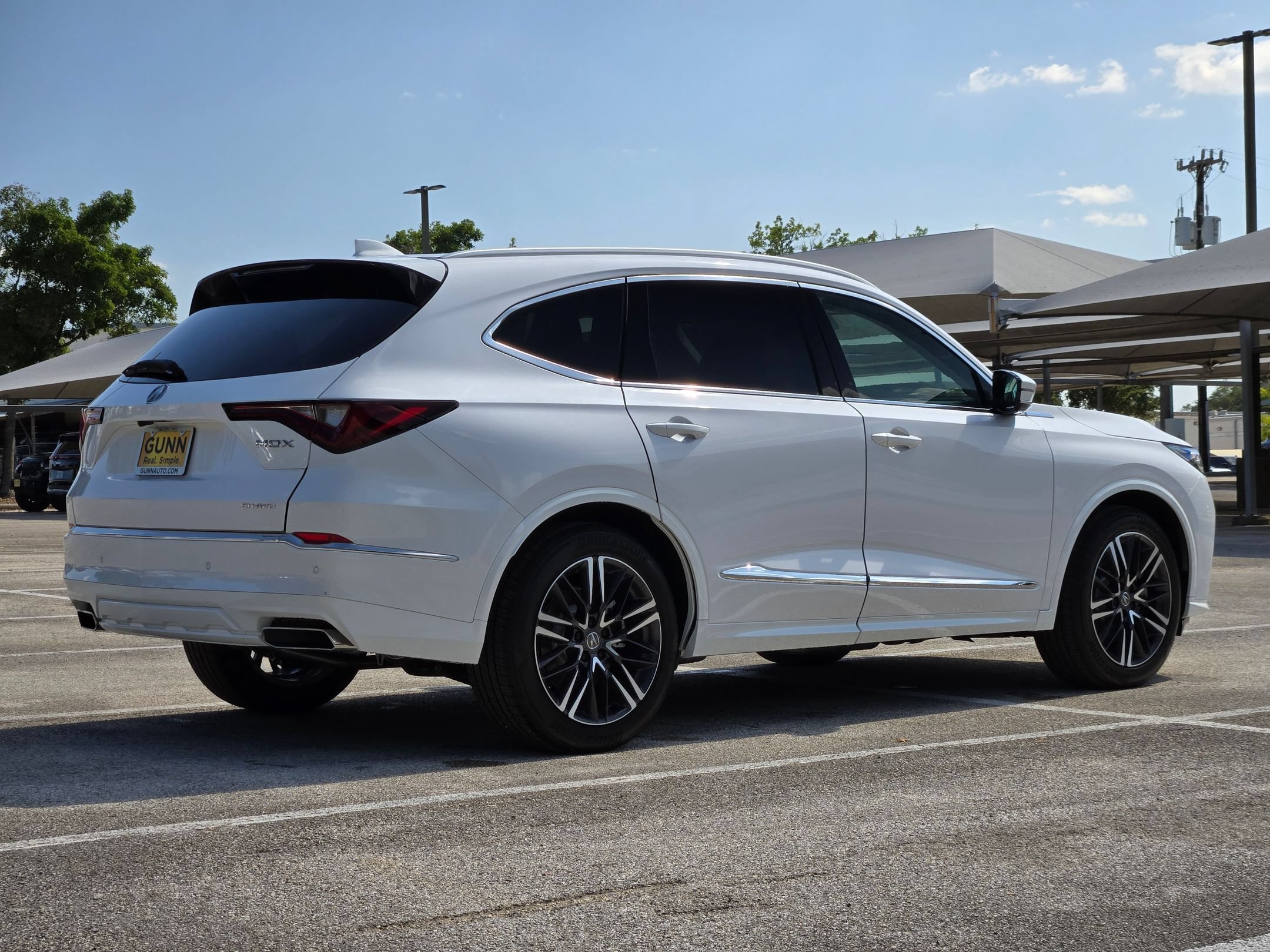 New 2026 Acura MDX w/ Advance Package AWD/4WD image 3