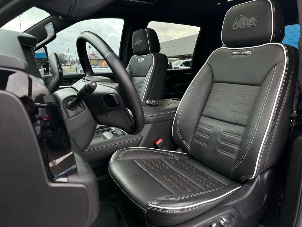 Used 2024 GMC Sierra 2500 AT4X w/ AT4X AEV Edition image 13