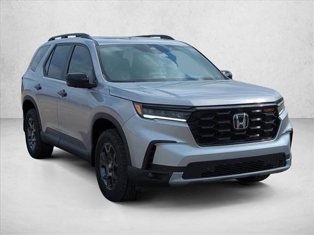 New 2025 Honda Pilot TrailSport image 7